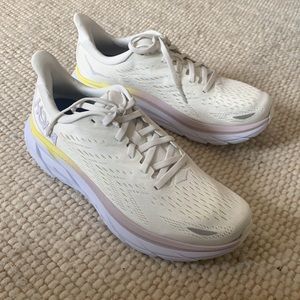 HOKA Clifton 8 OV white sneakers w 8.5 NWT